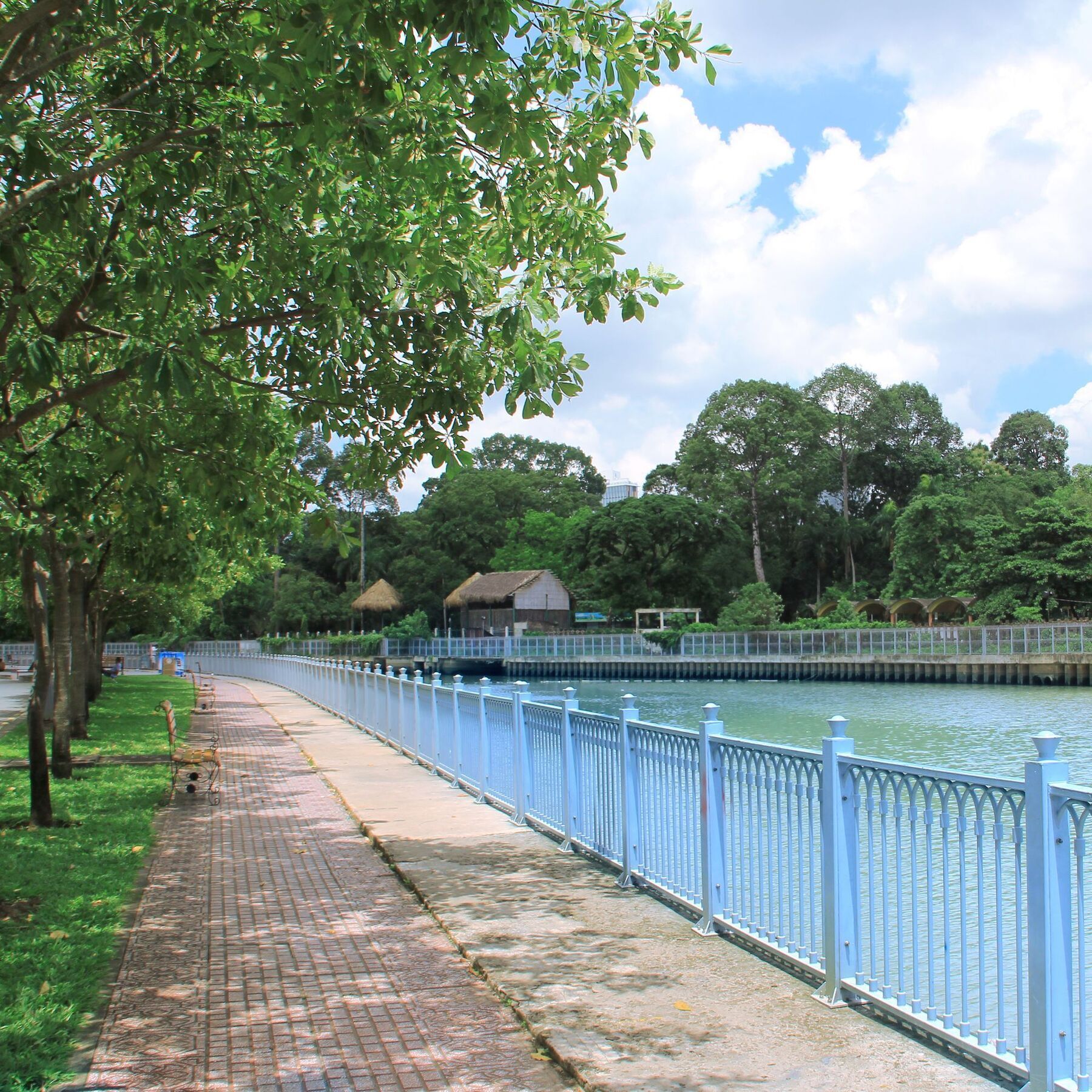 Căn hộ La Regatta Riverside Residences *